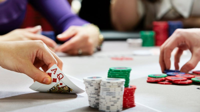 Trò chơi Poker là gì? - Nơi hội tụ của kỹ năng, may mắn và cảm xúc